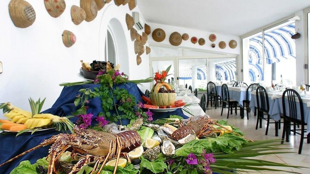 Hotel Elisa - Spiaggia Privata Inclusa Peschici Esterno foto