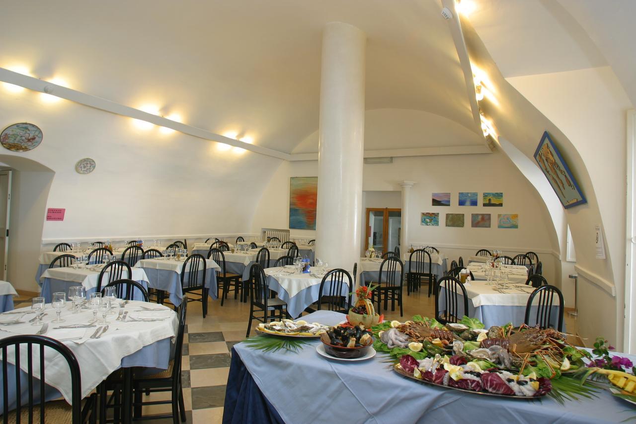 Hotel Elisa - Spiaggia Privata Inclusa Peschici Esterno foto