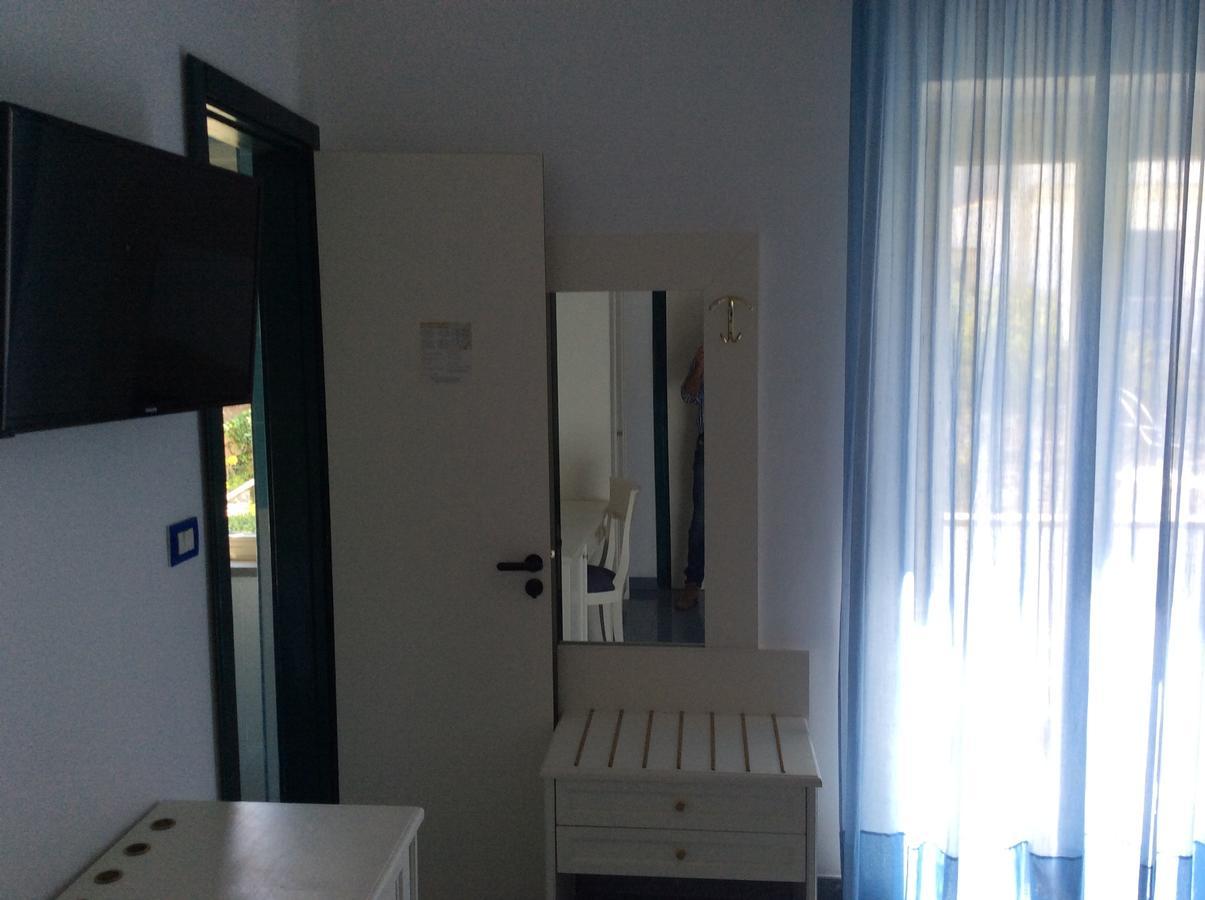 Hotel Elisa - Spiaggia Privata Inclusa Peschici Esterno foto