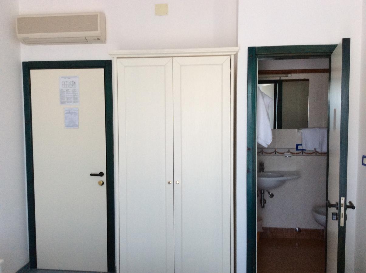 Hotel Elisa - Spiaggia Privata Inclusa Peschici Esterno foto